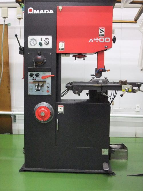 アマダ コンターマシン VA-400